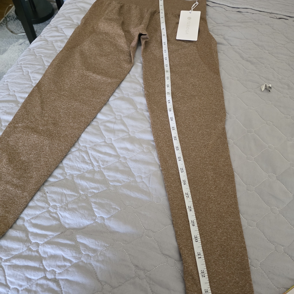 Yinoga Brown High-Waist Leggings - Picture 4 of 4